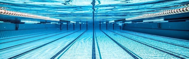 Natation à Lyon : conseils et meilleures offres