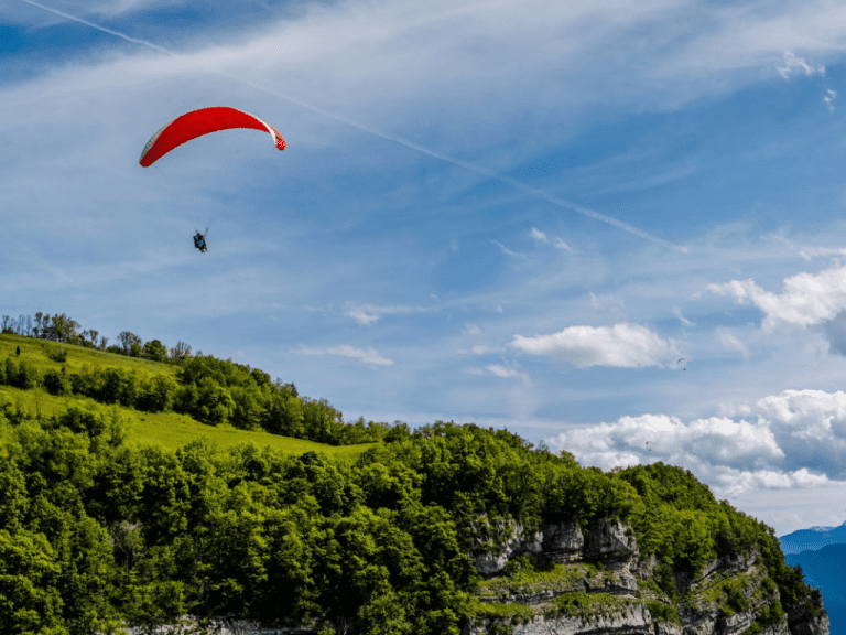 Parapente Grenoble : conseils et meilleures offres pour pratiquer au meilleur prix